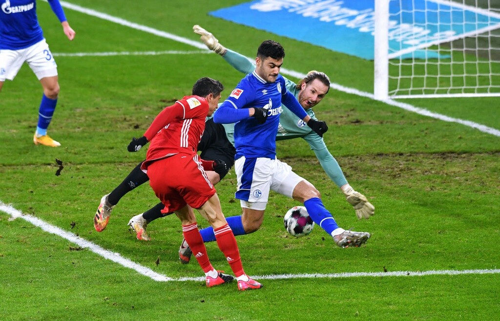 Bundesliga: Τεσσάρα στη Σάλκε η Μπάγερν και στο +7! (video+photos)