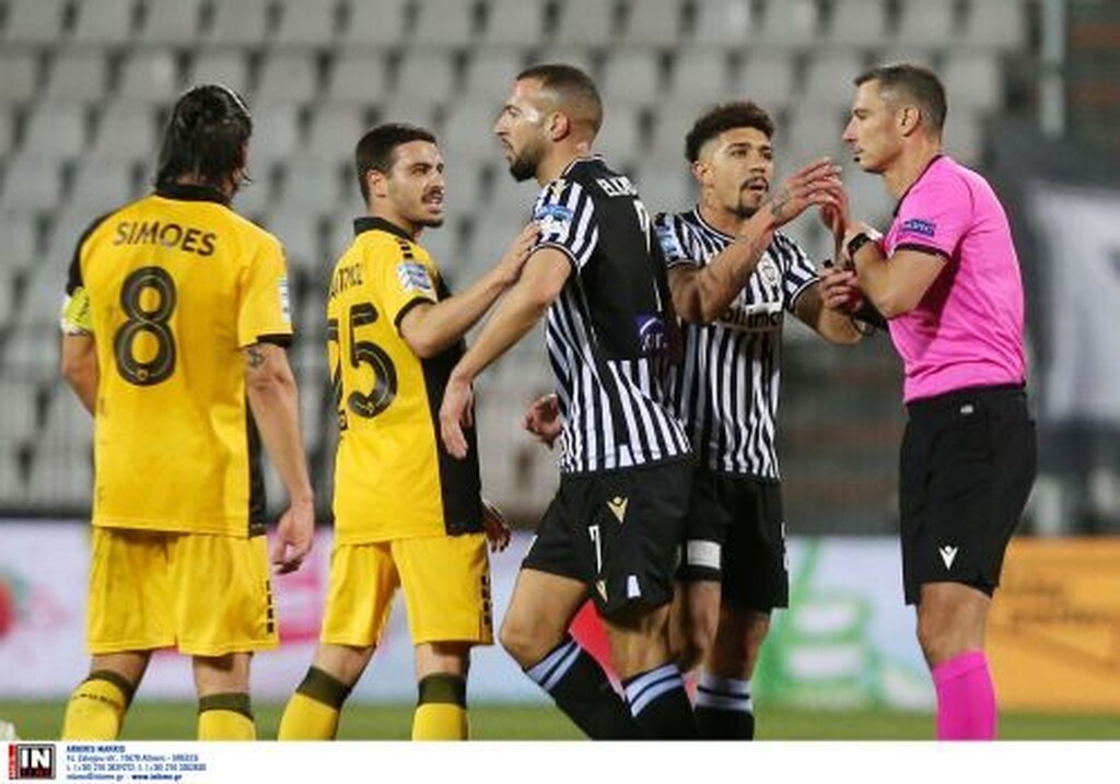 ΠΑΟΚ-ΑΕΚ: Μεγάλη ένταση στην Τούμπα - Το… βγαλμένο παπούτσι στο πέναλτι που ζήτησε ο Ουάρντα (video)