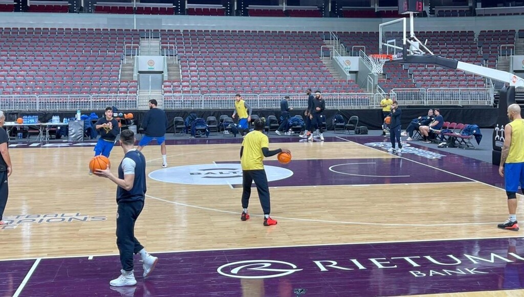 Περιστέρι: Ο Βασιλόπουλος ζητά «να μην χαλαρώσουμε ούτε δευτερόλεπτο»!