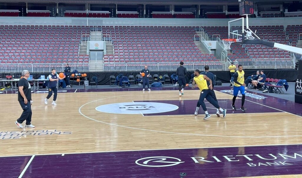 Περιστέρι: Ο Βασιλόπουλος ζητά «να μην χαλαρώσουμε ούτε δευτερόλεπτο»!