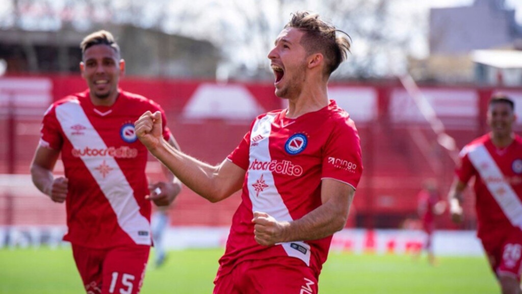 Ολυμπιακός: Κρίνεται του εξτρέμ - Τα ονόματα που παίζουν «δυνατά» και η έκπληξη (photos)