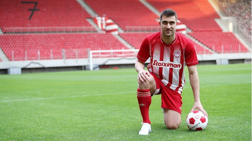 Παπασταθόπουλος: Η... διόρθωση του Sokratis στην ανακοίνωση του Ολυμπιακού (photos)