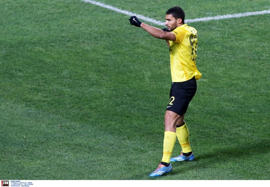 Άρης-ΑΕΛ: Έκανε του... κεφαλιού του -Το γκολ του Ροζ (video)