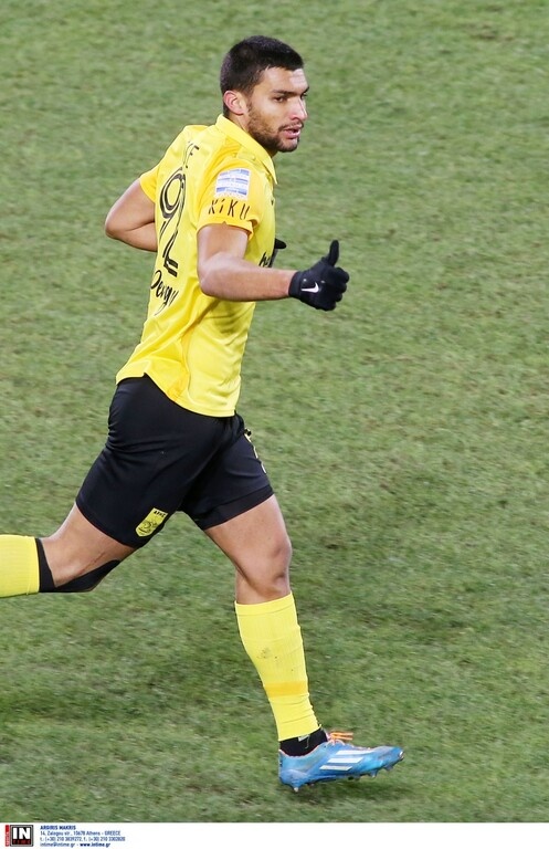 Άρης-ΑΕΛ: Έκανε του... κεφαλιού του -Το γκολ του Ροζ (video)