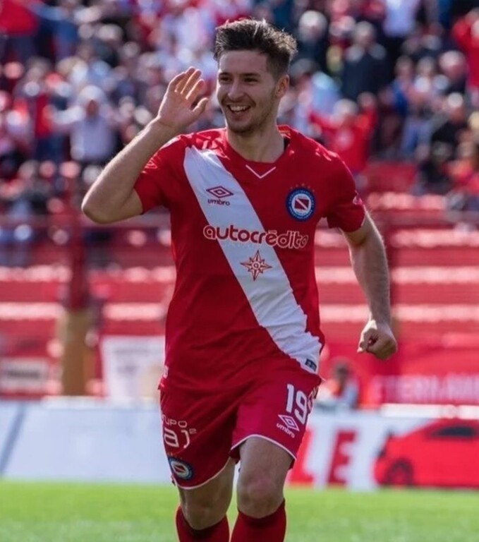 Ολυμπιακός: Κρίνεται του εξτρέμ - Τα ονόματα που παίζουν «δυνατά» και η έκπληξη (photos)