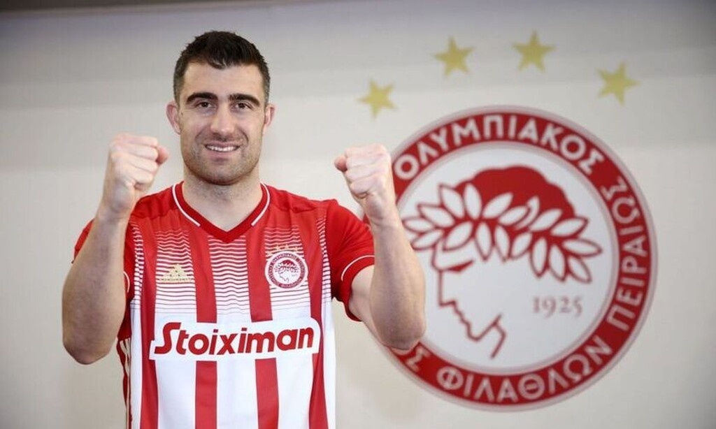 Παπασταθόπουλος: Η... διόρθωση του Sokratis στην ανακοίνωση του Ολυμπιακού (photos)