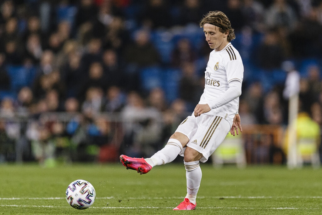 Ρεάλ Μαδρίτης: «Δένει» Μόντριτς