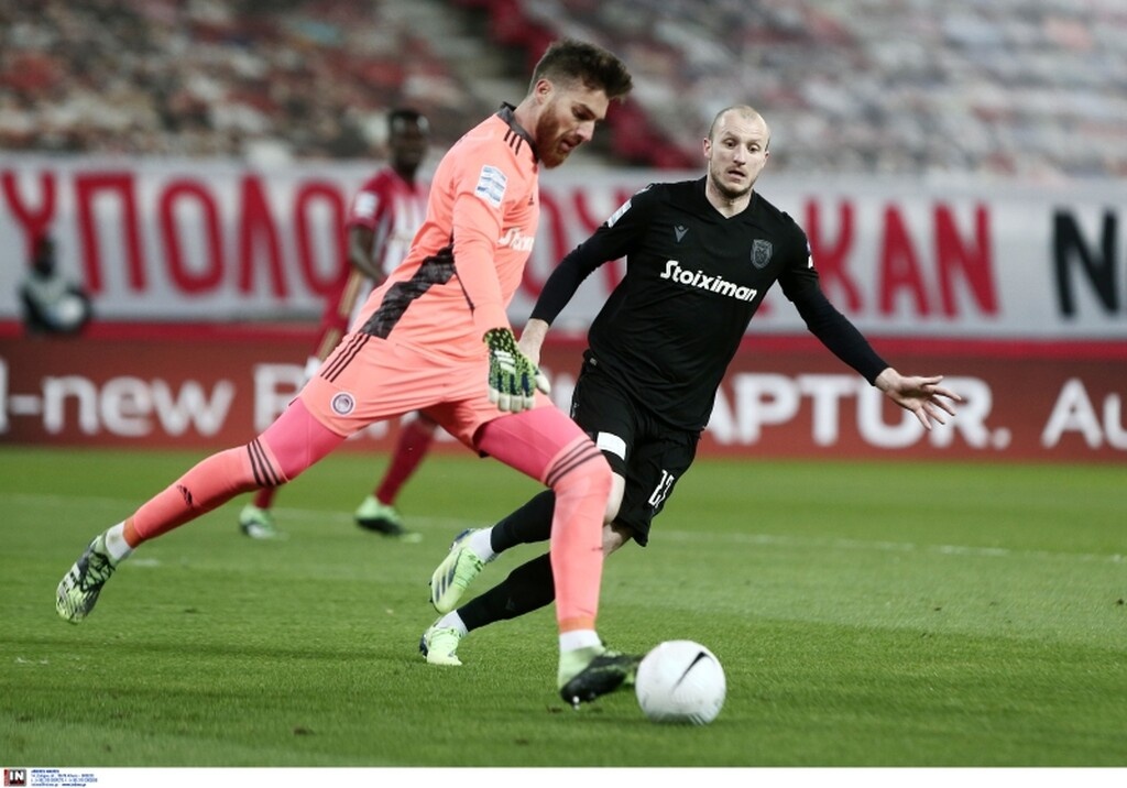 Ολυμπιακός-ΠΑΟΚ: Tα πανό που έβαλαν «φωτιά» στο ντέρμπι (photos)