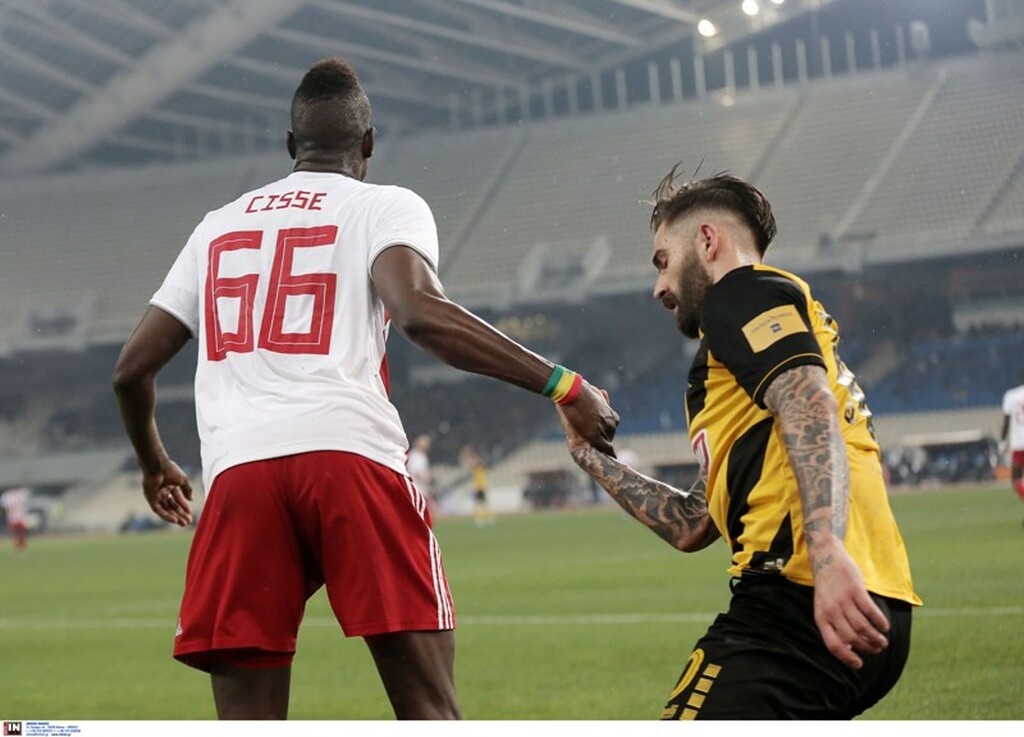 Λιβάγια: Πάει για συμπαίκτης με τον Σισέ! (Photos)