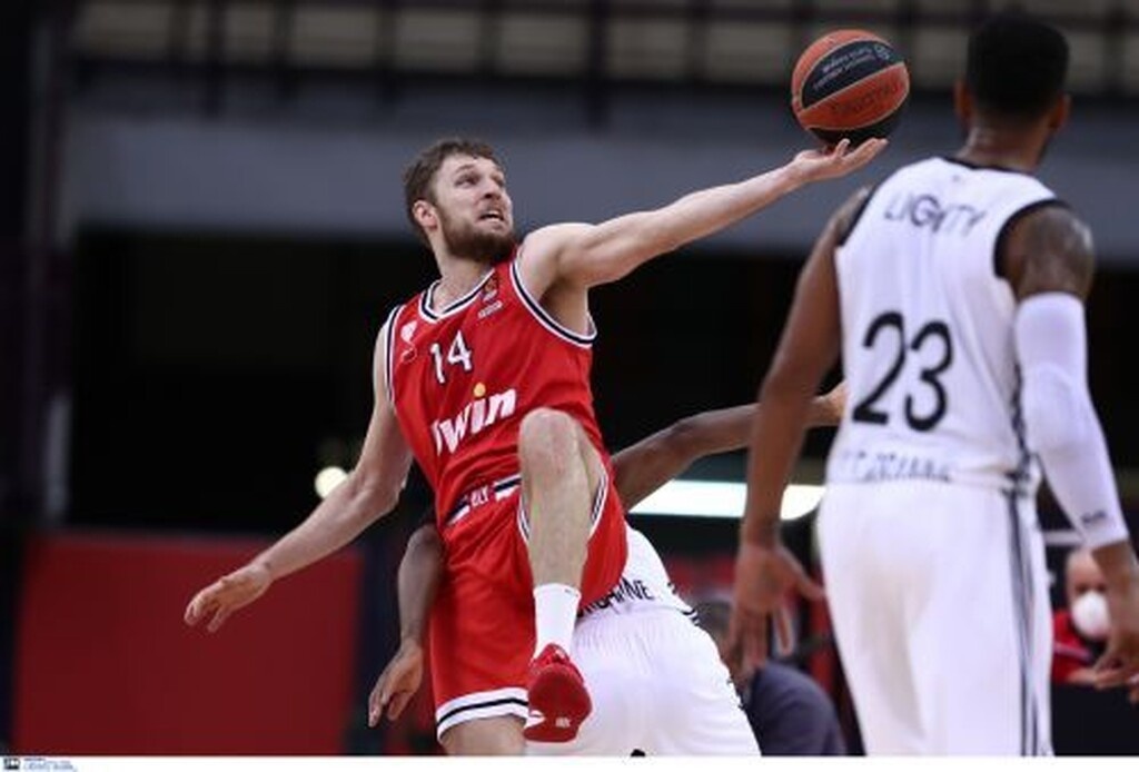 Ολυμπιακός: Νοκ άουτ ο Βεζένκοφ με Μπαρτσελόνα