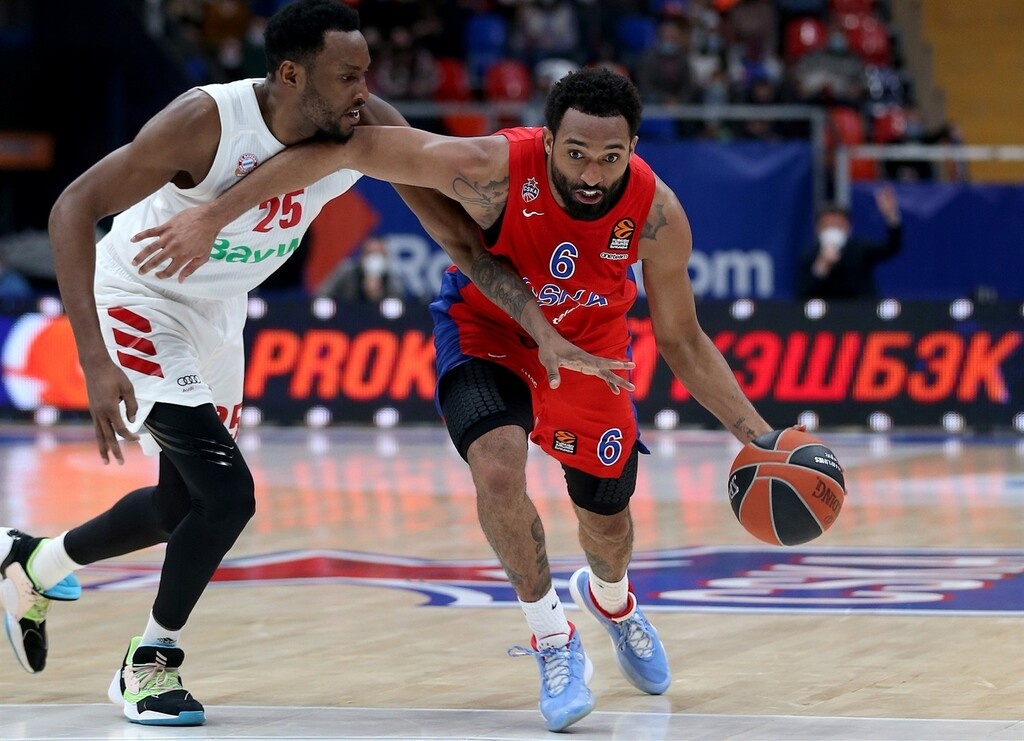 ΤΣΣΚΑ Μ.-Μπάγερν 66-69: Τεράστιο «διπλό» με Μπάλντγουιν και Ρέινολντς!