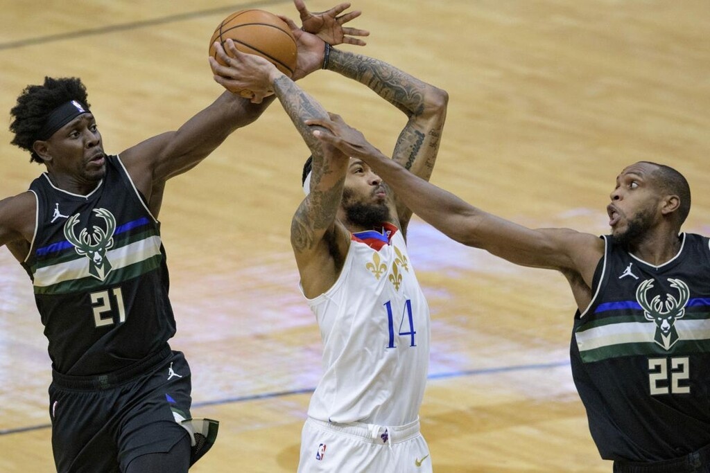 NBA: Έπαιζε μόνος του ο Γιάννης - Ήττα για Μπακς (photos+video)