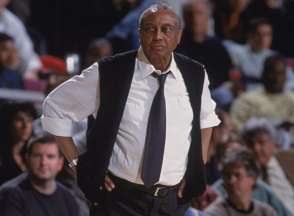 Θλίψη: Πέθανε θρύλος του μπάσκετ (photos)