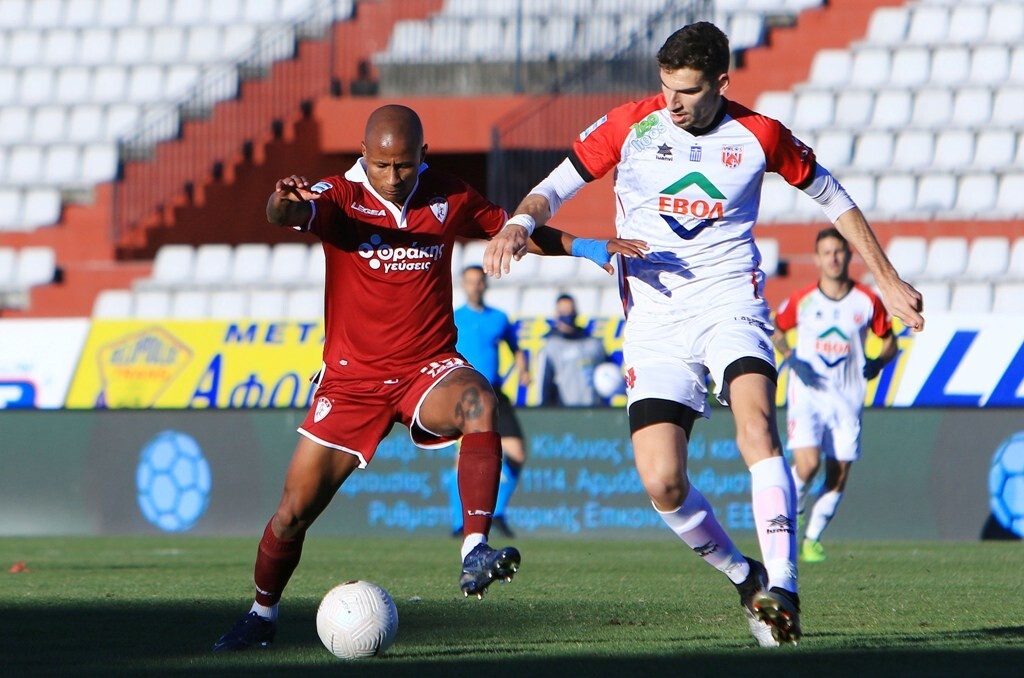 Super League: Η βαθμολογία μετά τα παιχνίδια του Σαββάτου (30/1)