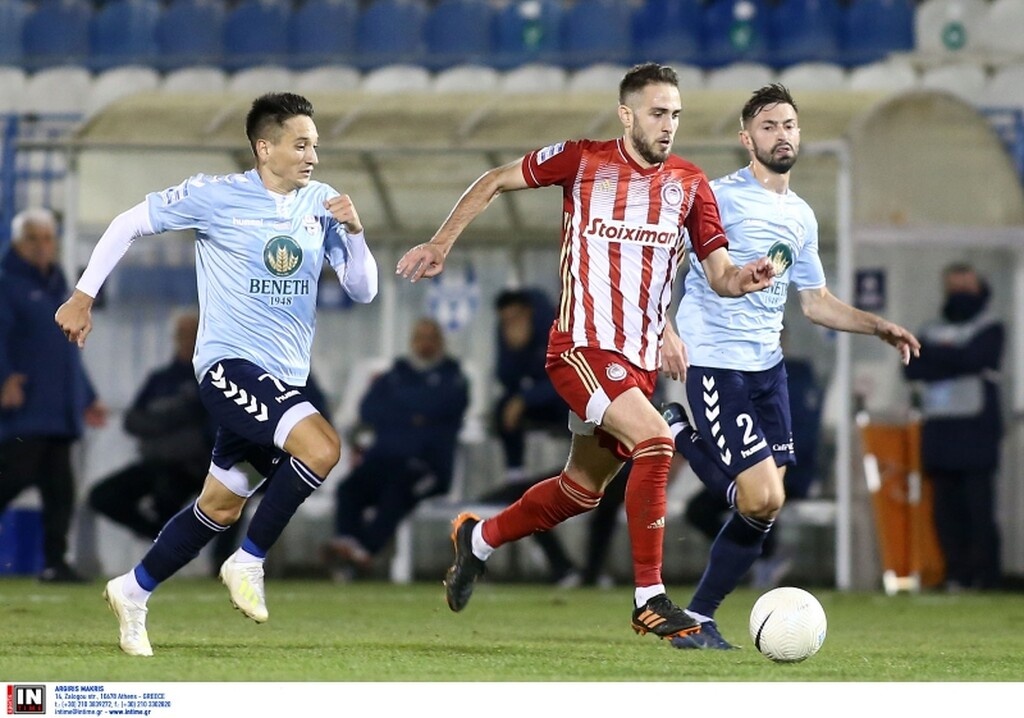 Πανό-βόμβα για τη «ζούγκλα» της Ριζούπολης στο Απόλλων-Ολυμπιακός