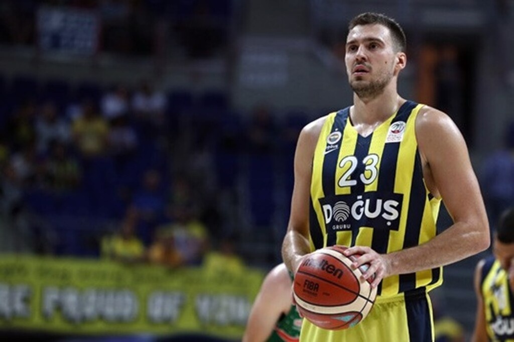 Φενέρμπαχτσε: Θέμα με Γκούντουριτς - Αγωνία στην ομάδα (photos+video)