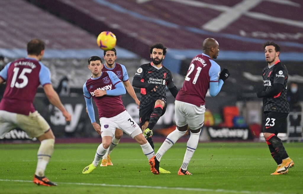 Premier League: «Δαίμονας» Σαλάχ κι άνετο πέρασμα της Λίβερπουλ από το Λονδίνο (video+photos)