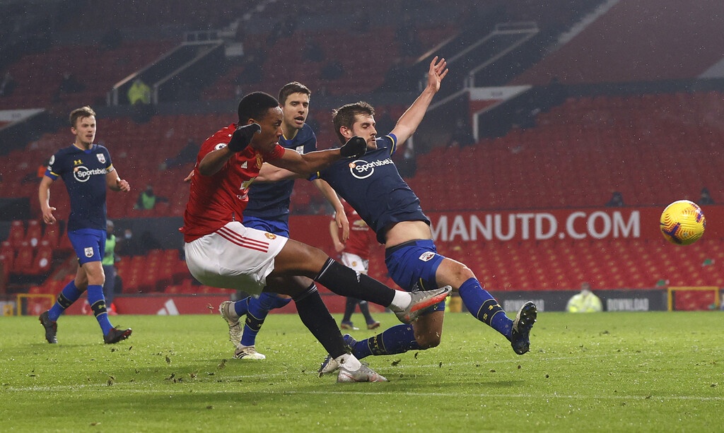Premier League: Ξέσπασμα με εννέα γκολ η Γιουνάιτεντ!