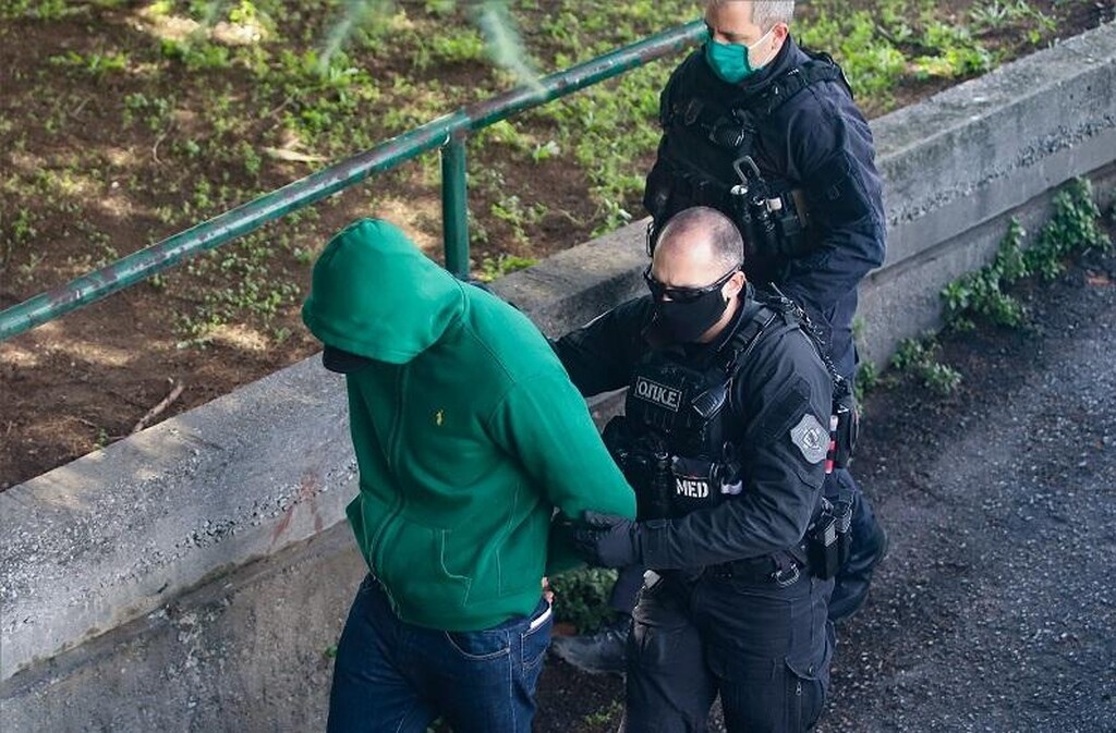 Πυροβολισμοί στην Θεσσαλονίκη: Η απόφαση της ανακρίτριας (photos)