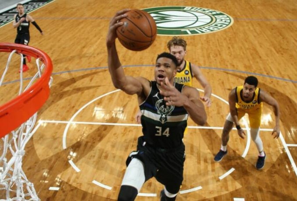 NBA: Η μαγική εμφάνιση του Γιάννη Αντετοκούνμπο (photos+video)