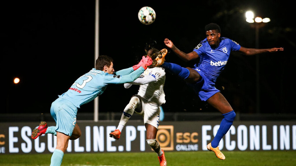 Πόρτο: Πήρε εξιτήριο ο Νανού! (Photos)