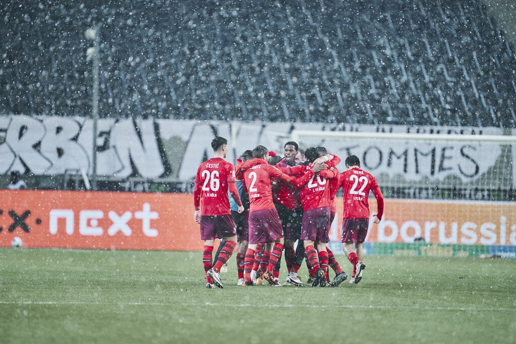 Bundesliga: Σπουδαία Κολωνία, σόκαρε τη Γκλάντμπαχ (video+photos)