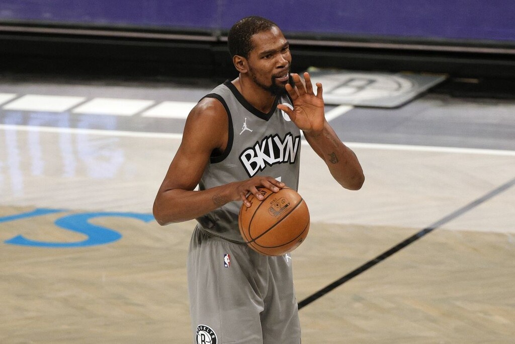 NBA: Παραμένει εκτός ο Ντουράντ