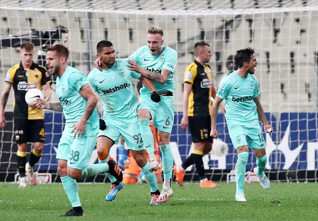 Super League: Η βαθμολογία μετά το Άρης-ΑΕΚ