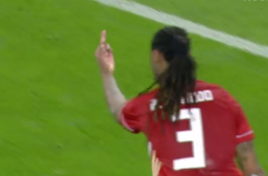 Παναθηναϊκός-Ολυμπιακός: Το… ατιμώρητο μεσαίο δάχτυλο του Σεμέδο ενόψει Άρη και ντέρμπι (video)