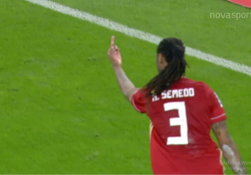 Παναθηναϊκός-Ολυμπιακός: Το… ατιμώρητο μεσαίο δάχτυλο του Σεμέδο ενόψει Άρη και ντέρμπι (video)