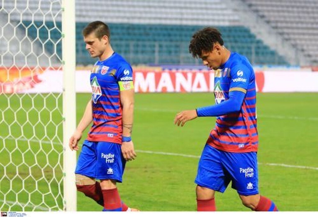 Βόλος-Αστέρας Τρίπολης: Ξέσπασμα Γκρίλο και Νίνη για τη διπλή αλλαγή στο… 38’ (video)