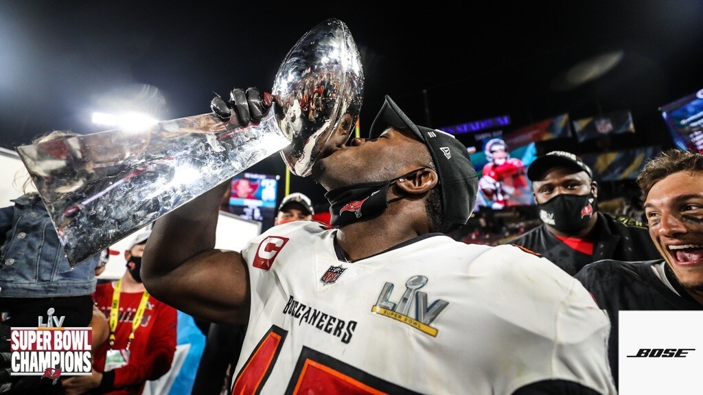 SuperBowl: Μυθικός Μπρέιντι οδήγησε τους Buccaneers στον τίτλο (photos+videos)