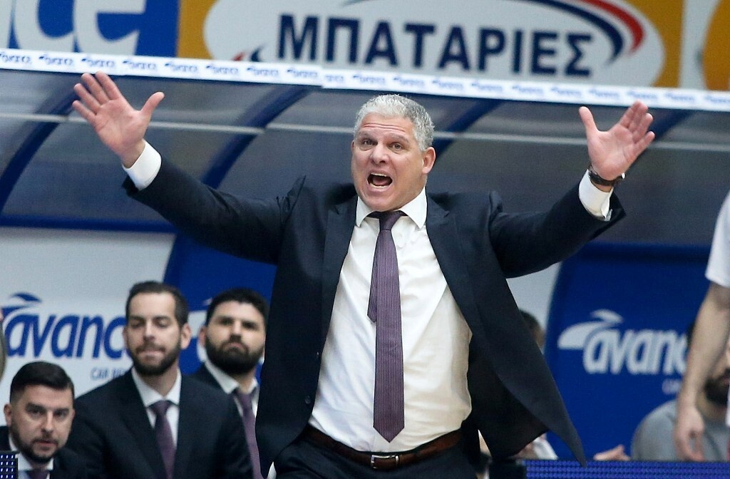 Περιστέρι: Το… τιμόνι στον Μανωλόπουλο (photos)