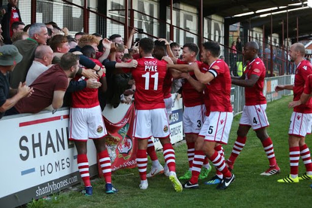 Αγγλία: Ο... Deadpool απέκτησε ποδοσφαιρική ομάδα (photos)