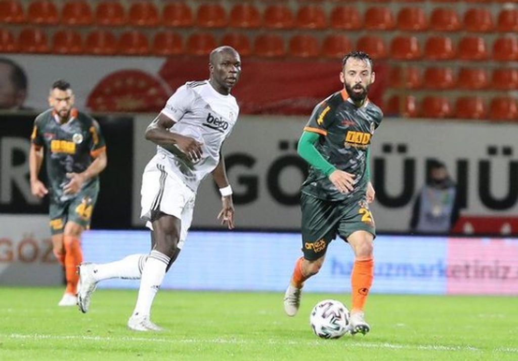 Τουρκία: Η Αλάνιασπορ των Σιώπη, Τζαβέλλα απέκλεισε τη Γαλατά! (video)