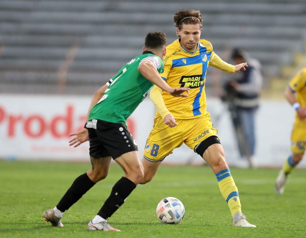 Κύπρος: Νίκη ο ΑΠΟΕΛ, ισόπαλο το ντέρμπι Ανόρθωση-ΑΕΛ (videos+photos)