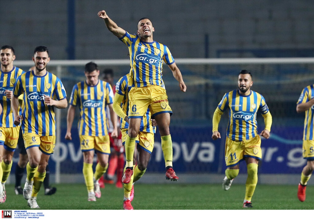 Παναιτωλικός: Αυξάνονται οι πονοκέφαλοι για τον Δέλλα (photos)