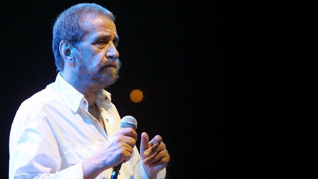 Πέθανε ο Αντώνης Καλογιάννης: Συγκίνηση για τον σπουδαίο τραγουδιστή