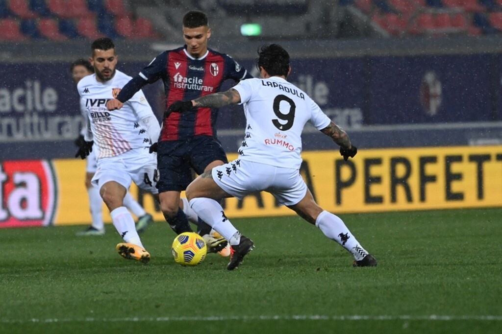 Serie A: Μπολόνια και Μπενεβέντο συνεχίζουν… αγκαλιά! (Photos)