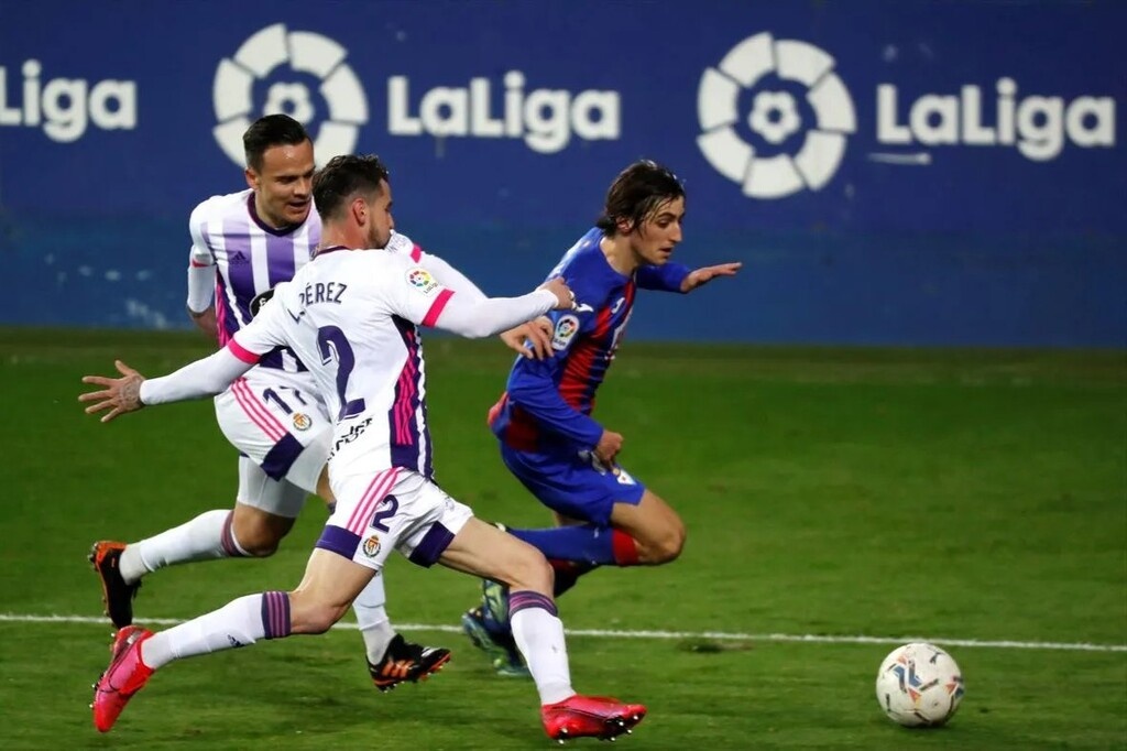 La Liga: Χέρι-χέρι στο… χείλος του γκρεμού! (Video+Photos)