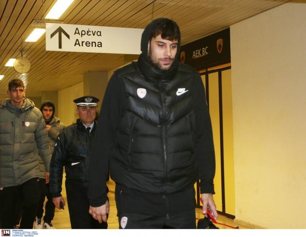 13/02/2019: Το βράδυ που έπεσαν οι «ερυθρόλευκες» μάσκες