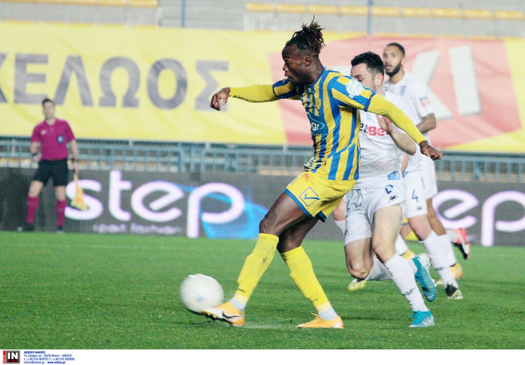 Παναιτωλικός: Με απουσίες η ομάδα του Δέλλα για τον αγώνα με τον Άρη (photos)