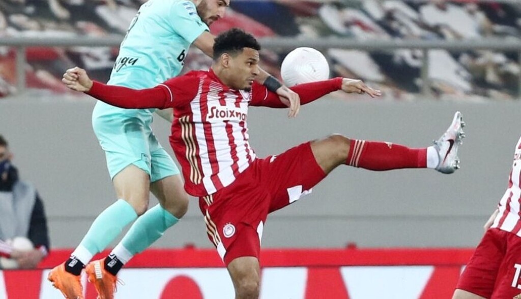 Ολυμπιακός: Το πλάνο του Μαρτίνς για την άμυνα και... οι νέοι (photos)