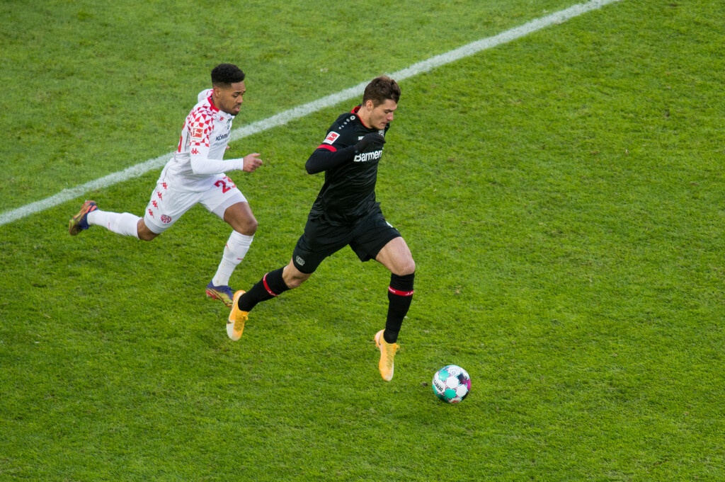 Bundesliga: Ζορίζει το Champions League για Nτόρτμουντ, Λεβερκούζεν! (videos+photos)