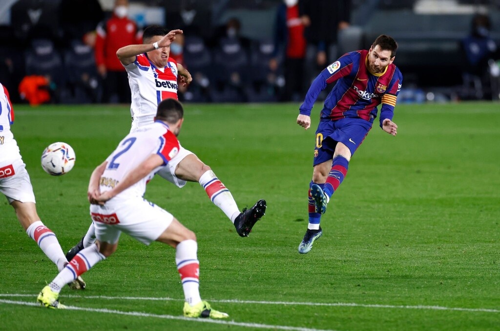La Liga: Μέσι, τι κάνεις ρε άνθρωπε! (Videos+Photos)