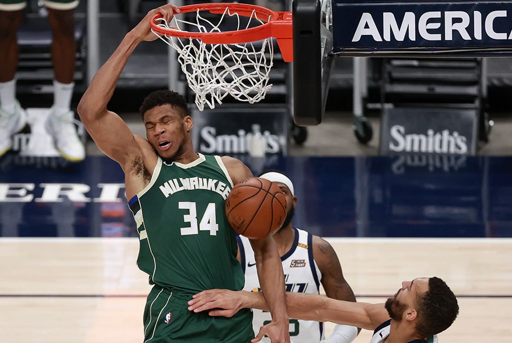 NBA: Δεν έφτανε ο Γιάννης - Εντυπωσιαζουν οι Τζαζ (video+photos)