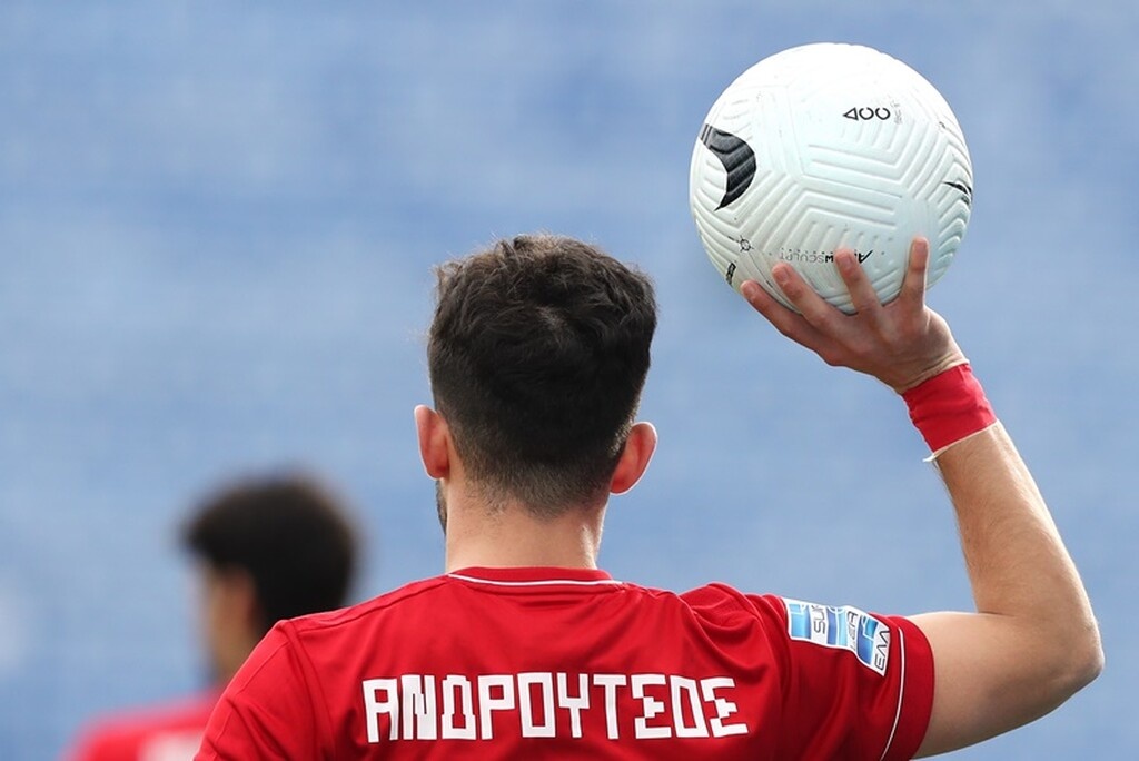 Ολυμπιακός: Έριξε... άγκυρα στον Πειραιά και ο Ανδρούτσος (photos)