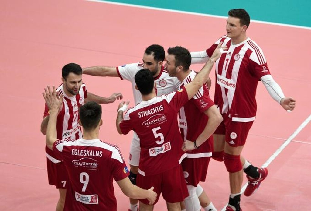 Ολυμπιακός-Φοίνικας Σύρου 3-0: Πήρε το ντέρμπι... στο ρελαντί