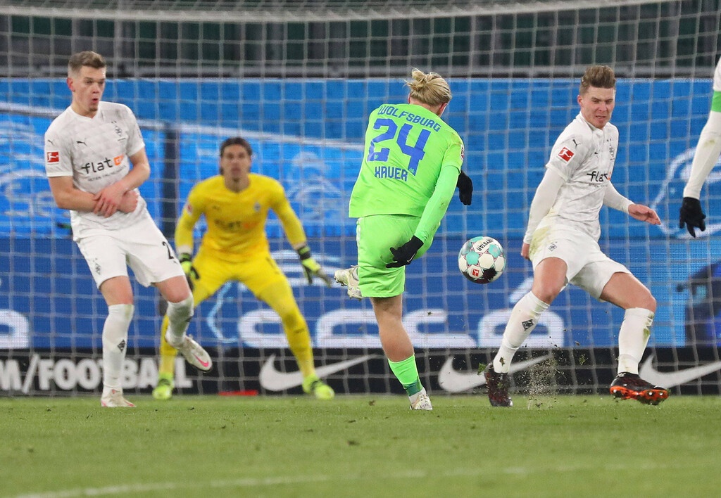 Bundesliga: Στην τρίτη θέση η Άιντραχτ, μετά την ισοπαλία στο ντέρμπι (videos+photos)