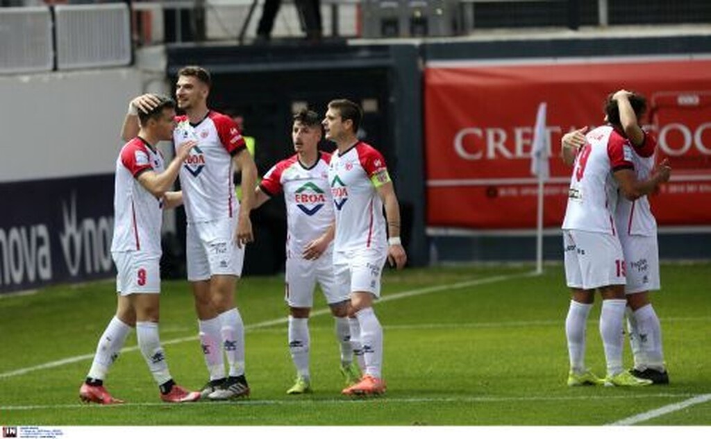 ΟΦΗ-Βόλος 1-2: Τον έπιασε... πελάτη και τον βάζει σε μπελάδες (videos)
